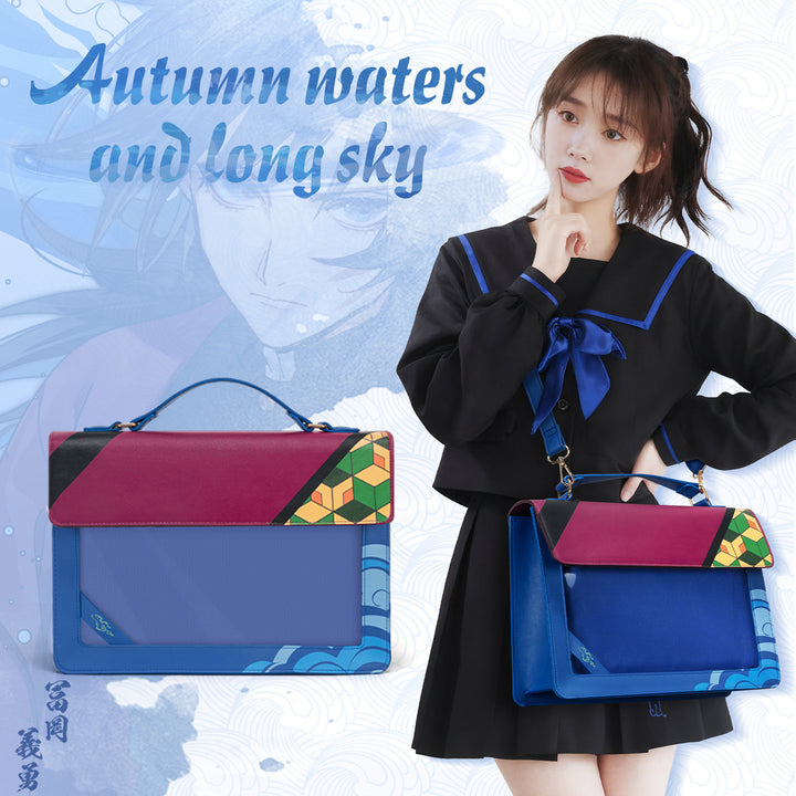 Model styling Giyu Ita Bag